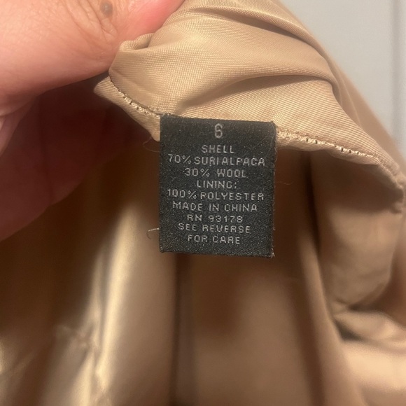 Gorgeous Magaschoni Alpaca and Wool Camel Coat - Picture 4 of 7